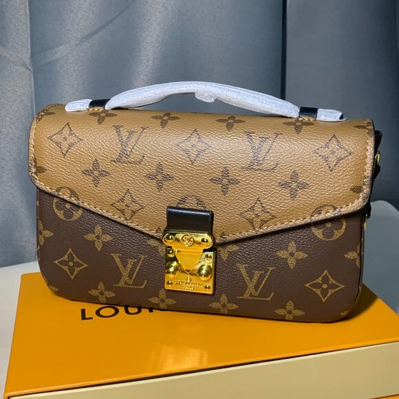 Louis Vuitton Pochette Metis East West in Brown with gold chain strap - Picture 1 of 9